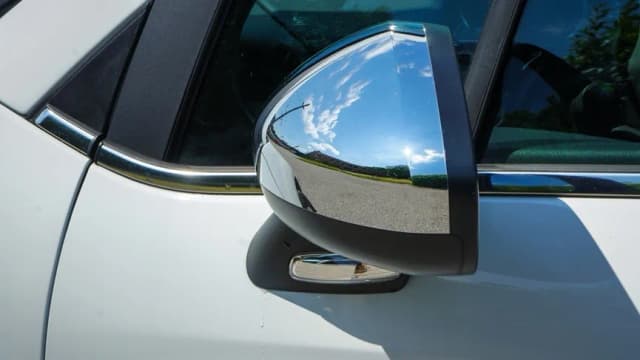 Czym przykleić lusterko boczne w samochodzie? Sprawdzone metody i porady. Czym przykleić lusterko boczne w samochodzie? Sprawdzone metody i porady.