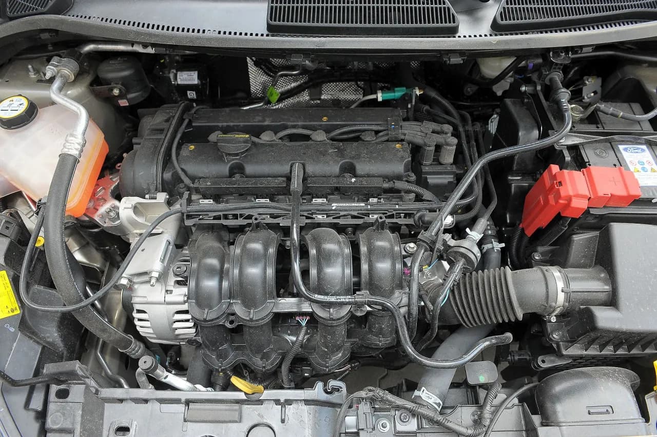 Ford Fiesta jaki silnik - poznaj najlepsze jednostki napędowe i ich zalety Ford Fiesta jaki silnik - poznaj najlepsze jednostki napędowe i ich zalety