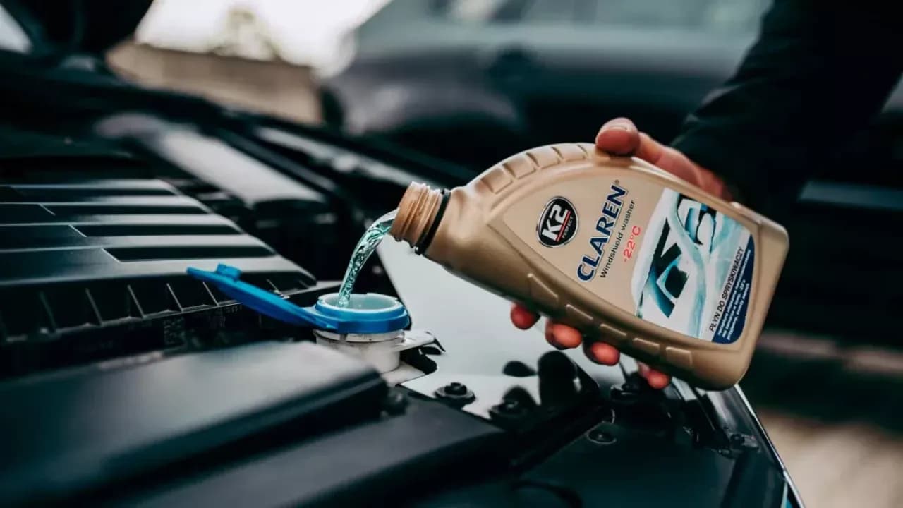 Jak rozmrozić spryskiwacze w samochodzie i uniknąć problemów zimą Jak rozmrozić spryskiwacze w samochodzie i uniknąć problemów zimą