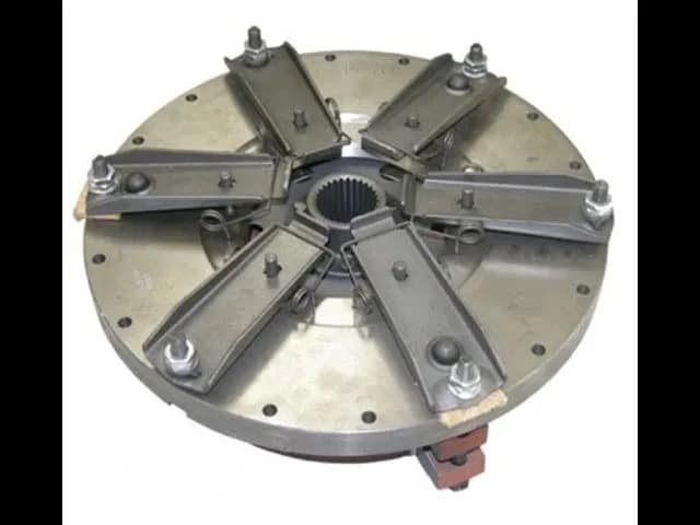 Jak prawidłowo ustawić sprzęgło w ciągniku Ursus C-330 krok po kroku Jak prawidłowo ustawić sprzęgło w ciągniku Ursus C-330 krok po kroku