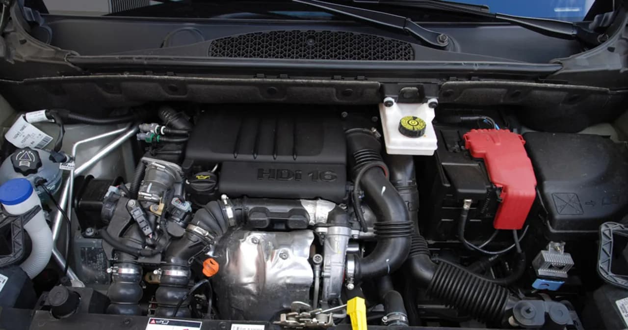 Ile oleju do silnika 1.6 HDi? Prawidłowe wartości i cenne porady Ile oleju do silnika 1.6 HDi? Prawidłowe wartości i cenne porady