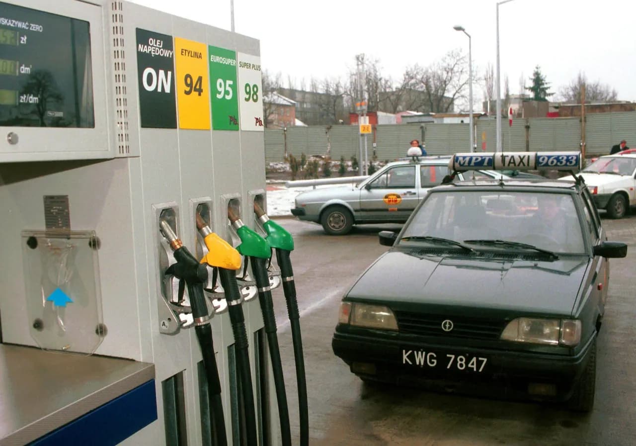 Benzyna E10 - które samochody mogą bezpiecznie ją stosować? Benzyna E10 - które samochody mogą bezpiecznie ją stosować?