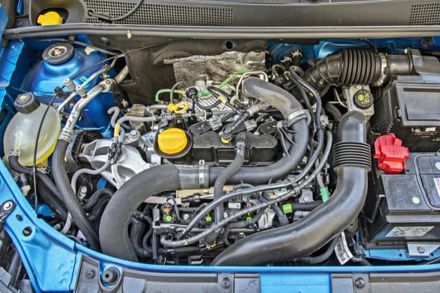 Dacia Sandero jaki silnik wybrać? Oto kluczowe porady dla kierowców Dacia Sandero jaki silnik wybrać? Oto kluczowe porady dla kierowców
