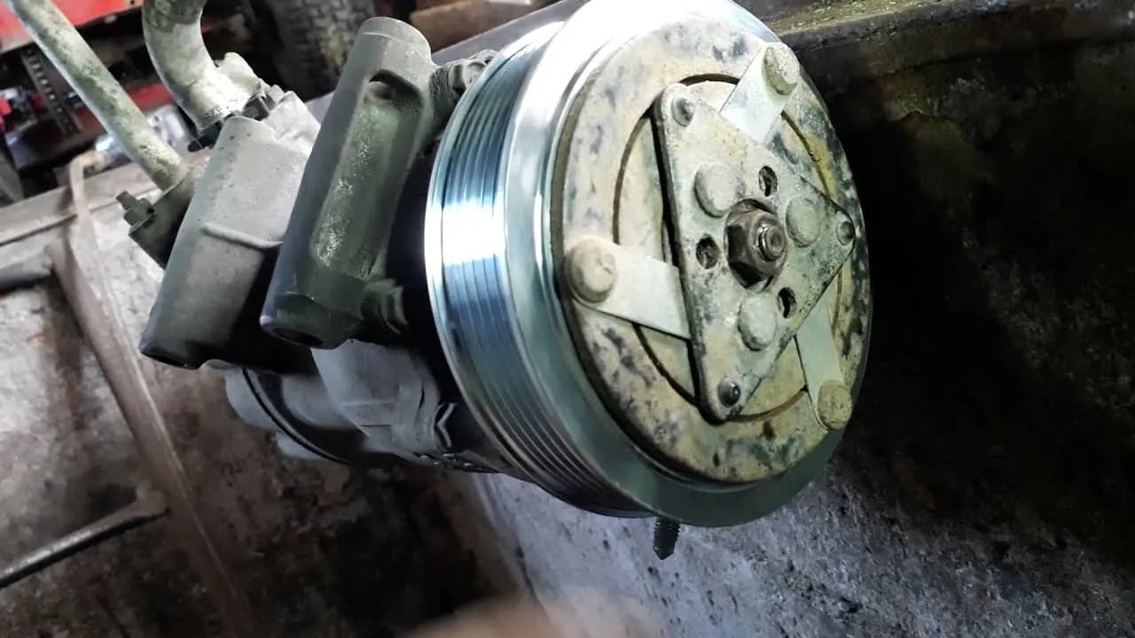 Jak wymienić sprzęgło klimatyzacji i uniknąć kosztownych błędów? Jak wymienić sprzęgło klimatyzacji i uniknąć kosztownych błędów?