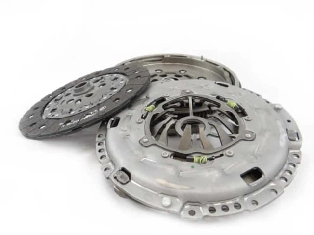 Ile kosztuje wymiana spalonego sprzęgła? Koszty i ważne informacje. Ile kosztuje wymiana spalonego sprzęgła? Koszty i ważne informacje.